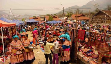 Sapa: Cat Cat – Bac Ha Market by Train ~ 2 Days 3 Nights