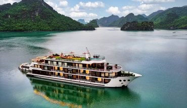 DISCOVERY HALONG BAY – LAN HA BAY on Dora Cruise 2 Days 1 Night